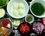 A picture of step 2 of Spinach Egg Curry.