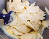 Foto langkah ke 5 dari resep Gateau aux pommes (apple cake).