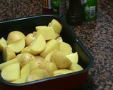 Foto del paso 1 de la receta: Patatas al horno como guarnición