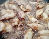 Foto del paso 3 de la receta: Calamarcitos encebollados ⭐
