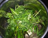 A picture of step 5 of Tomato Green Chillies Thecha.