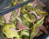 Hình bước làm 2 của món 10k gan xào dưa chua