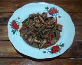 Foto langkah ke 3 dari resep Tumis Daging Cabe Ijo.