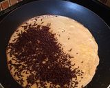 Foto langkah ke 2 dari resep Chocolate Banana Cheese Crepes.