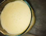 A picture of step 3 of Mango 🥭 shake with ice-cream.