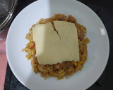 Foto langkah ke 3 dari resep Nasi Goreng Keju.