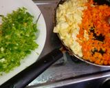 A picture of step 2 of Chinese Prawn Rice😋.