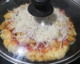 Foto langkah ke 5 dari resep Pizza Roti Tawar (teflon).