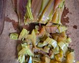 Foto del paso 2 de la receta: Tortilla de pencas o tallos de acelga 🥬 receta de aprovechamiento