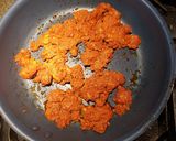 Foto del paso 1 de la receta: Huevos Revueltos con Chorizo
