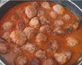Foto del paso 6 de la receta: Albóndigas en salsa de vino tinto