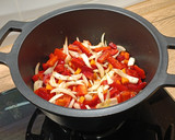 Foto del paso 2 de la receta: Curry rojo de lentejas con calabacín