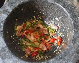 รูปขั้นตอนการทำที่ 2 ของ น้ำพริกกะปิมะม่วง _บ้าน Eat Am Are