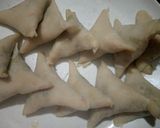 A picture of step 3 of Chicken samosa.