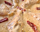 Une image de l'étape 4 de Poulet crémeux aux épices cajún.