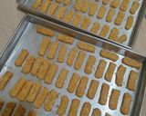 Foto langkah ke 4 dari resep Kaastengels (Ekonomis, Tanpa Telur).