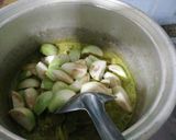 A picture of step 2 of Green Curry with Pork Shoulder.