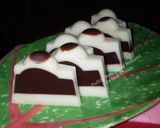 Foto langkah ke 9 dari resep Puding Susu Coklat Polkadot.