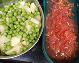 आलू मटर टमाटर की सब्जी (Aloo matar tamatar ki sabzi recipe in Hindi) रेसिपी चरण 1 फोटो