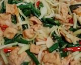 Foto langkah ke 3 dari resep Oseng Tahu Kacang Pepaya.