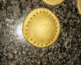 A picture of step 5 of Circled mini meatpies.