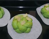 Foto langkah ke 6 dari resep Roti Pandan.