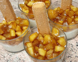 Foto del paso 3 de la receta: Postre de yogurt con manzana caramelizada al vino