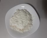 A picture of step 1 of Yogurt rice with cane sugar.