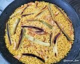 Foto del paso 10 de la receta: Arroz con calçots y magreta adobada