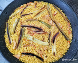 Foto del paso 10 de la receta: Arroz con calçots y magreta adobada