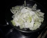 Foto del paso 2 de la receta: Coll salteada con cebolla y salsa ali oli