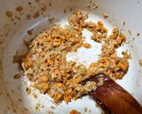Foto del paso 6 de la receta: Albóndigas de pollo en salsa de almendras🍲