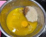 Foto langkah ke 2 dari resep Banana Muffin - Muffin Pisang (Tanpa Mixer, Super Gampang).