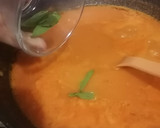 Foto del paso 8 de la receta: Pizza de pepperoni con salsa de tomate