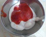 A picture of step 1 of Thousand Island Sauce.