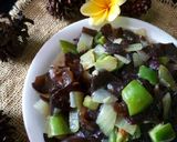Foto langkah ke 4 dari resep Jamur Kuping Saus Tiram.