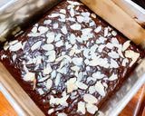 รูปขั้นตอนการทำที่ 12 ของ Brownie บราวนี่ หม้ออบลมร้อน แบบถาด7×7 น้ำตาลแค่ 135 กรัม ก็ฟิล์มนะ