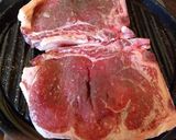 Foto del paso 6 de la receta: Bife a la plancha con risotto de ajo y perejil