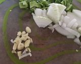 Foto del paso 4 de la receta: Manitas de puerco con tomate