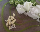 Foto del paso 4 de la receta: Manitas de puerco con tomate