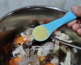 Foto langkah ke 6 dari resep Sup Kimlo Kembang Tahu Simple.
