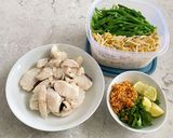 A picture of step 1 of Rice Noodles Soup With Hake.