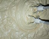 A picture of step 3 of Simple vanilla cup cake.
