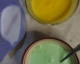 Foto langkah ke 2 dari resep Kue lapis gulung.