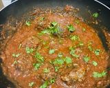 A picture of step 5 of Spaghetti and meatballs recipe.
