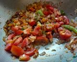 A picture of step 2 of Paneer spring onion bhurji.
