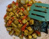 Foto langkah ke 6 dari resep Oseng Kikil Tempe.