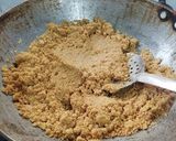 A picture of step 2 of Besan laddoo.