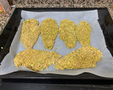 Foto del paso 5 de la receta: Pollo empanado con cacahuete y pistacho al horno