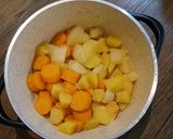 عکس مرحله 2 از دستور مارمالاد چند میوه🍎🥕🍑🍐